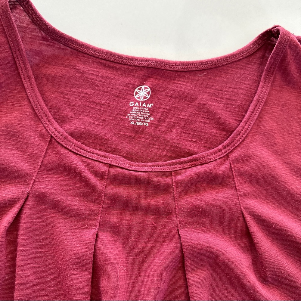 Gaiam Tank - Picture 4 of 5